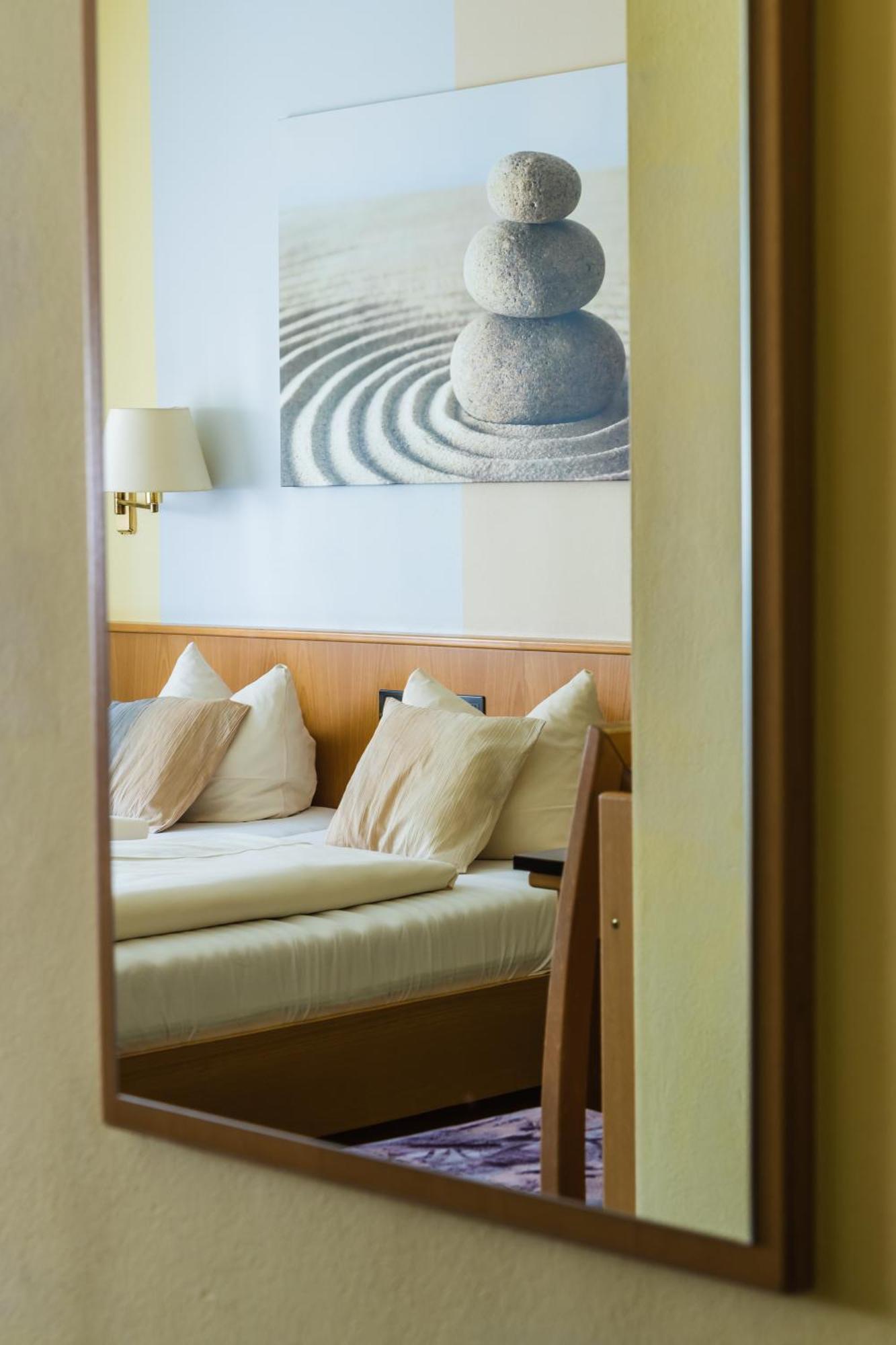 Hotelpension Zum Gockl Allershausen Dış mekan fotoğraf